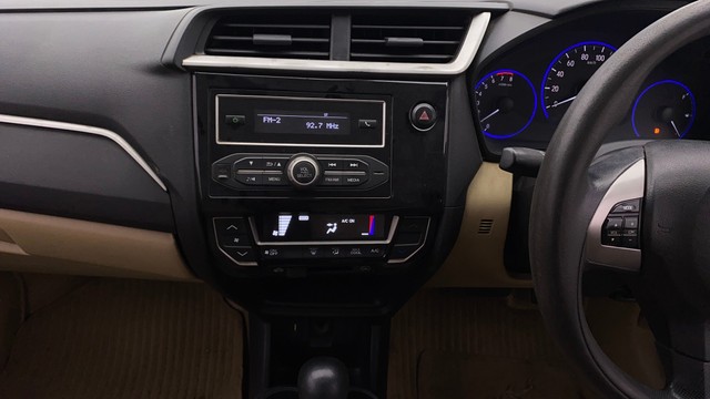 Second-hand 2016 Honda Amaze S AT i-Vtech for sale in Coimbatore-22