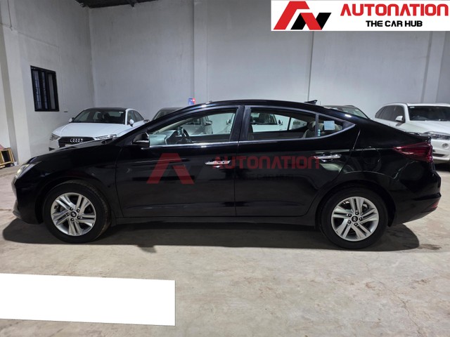 Second-hand 2019 Hyundai Elantra 2.0 SX Option AT for sale in Kolkata-10
