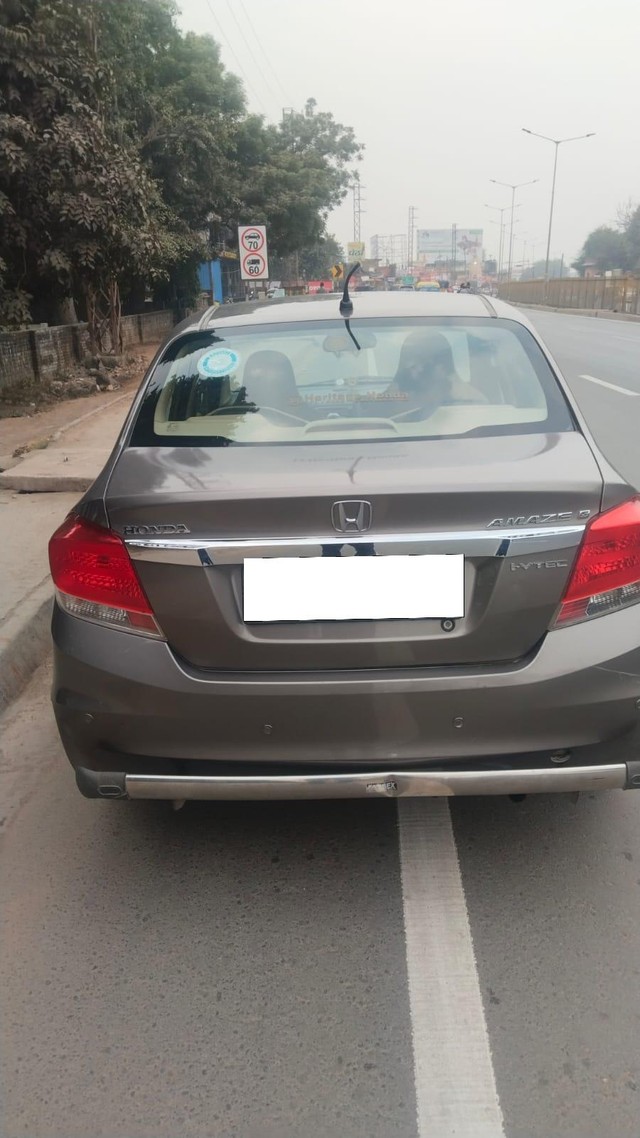 Second-hand 2014 Honda Amaze S i-Vtech for sale in Agra-1