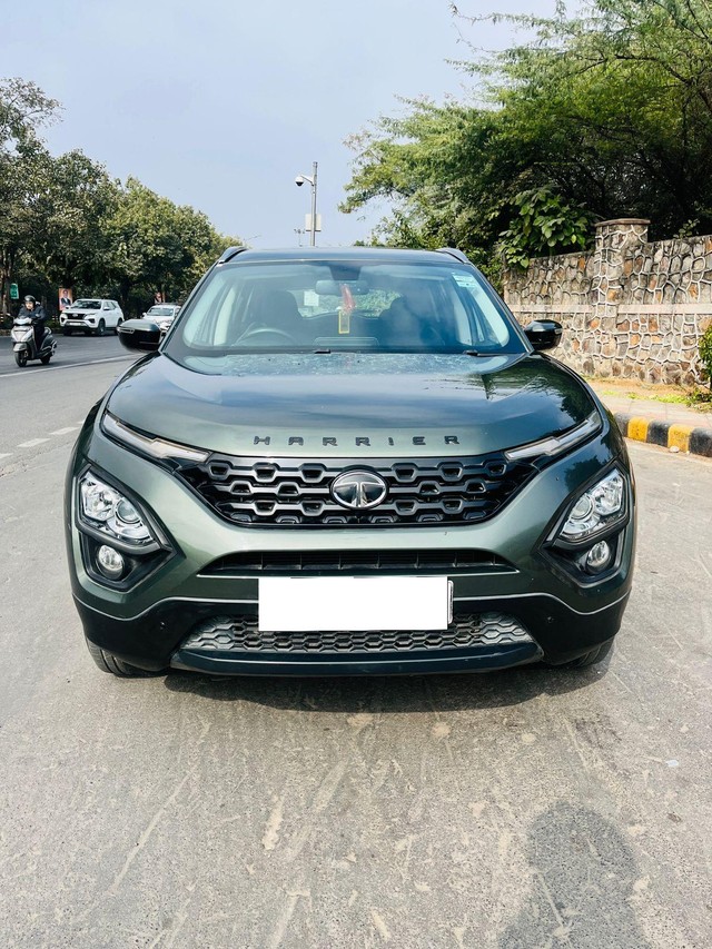 Second-hand 2021 Tata Harrier Camo XZA Plus AT for sale in New Delhi-5