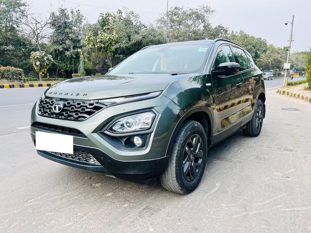 Second-hand 2021 Tata Harrier Camo XZA Plus AT for sale in New Delhi-8