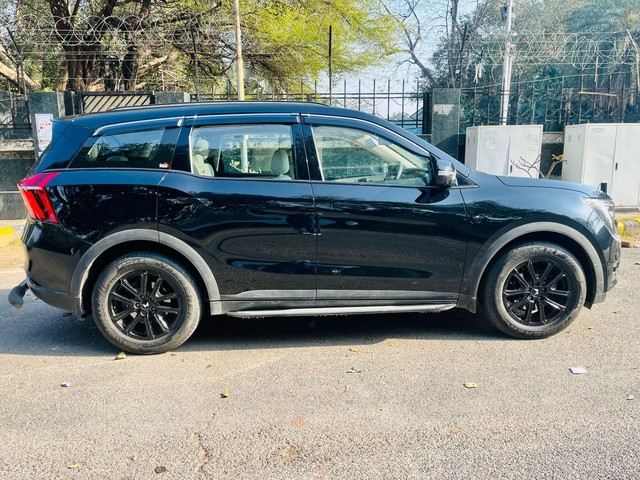 Second-hand 2024 Mahindra XUV700 AX7L Blaze Edition AT for sale in New Delhi-1