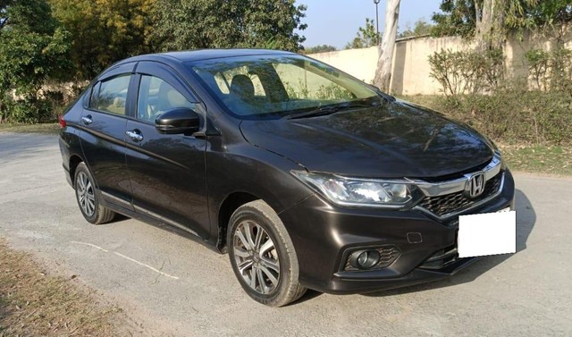 Second-hand 2019 Honda City V MT for sale in New Delhi-8