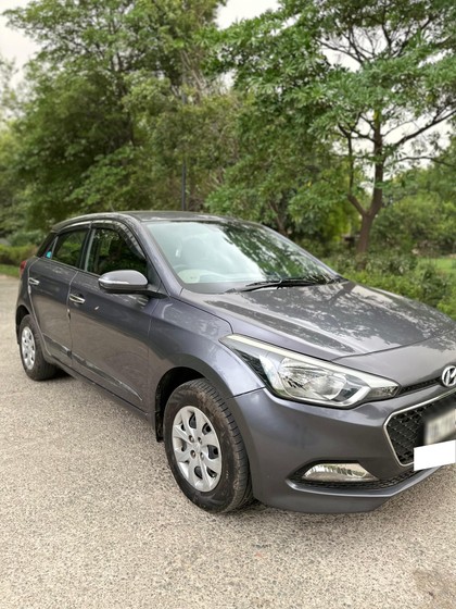 Second-hand 2017 Hyundai i20 Sportz 1.2 for sale in New Delhi
