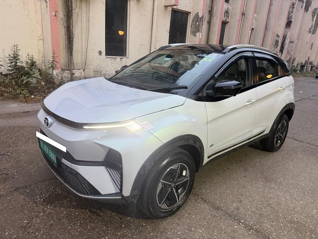 Second-hand 2024 Tata Nexon EV Empowered LR for sale in New Delhi-4