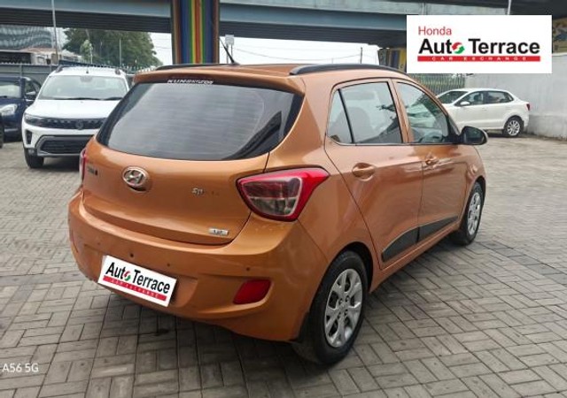 Second-hand 2016 Hyundai Grand i10 Sportz for sale in Chennai-3