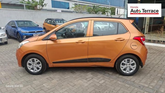 Second-hand 2016 Hyundai Grand i10 Sportz for sale in Chennai-6