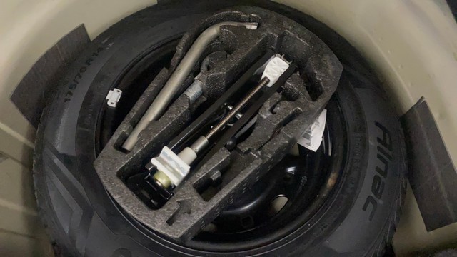 Second-hand 2014 Volkswagen Vento Petrol Highline for sale in Bangalore-30