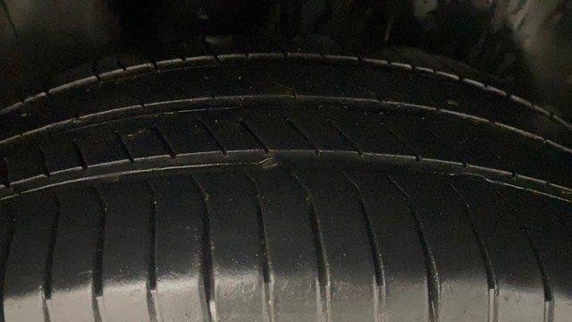 Second-hand 2014 Volkswagen Vento Petrol Highline for sale in Bangalore-5