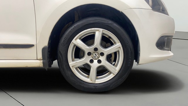 Second-hand 2014 Volkswagen Vento Petrol Highline for sale in Bangalore-26