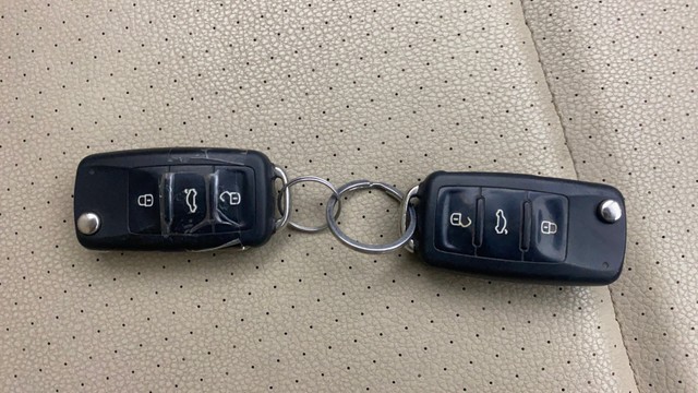 Second-hand 2014 Volkswagen Vento Petrol Highline for sale in Bangalore-7