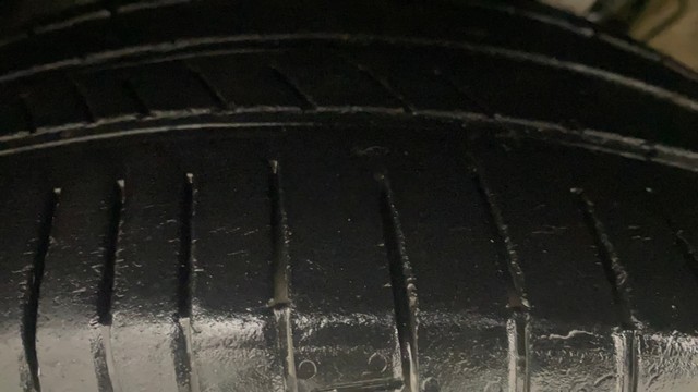 Second-hand 2014 Volkswagen Vento Petrol Highline for sale in Bangalore-3