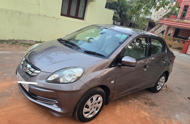 Second-hand 2015 Honda Amaze S i-Dtech for sale in East Godavari-3