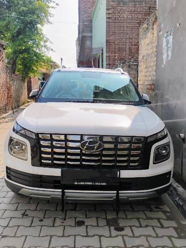 Second-hand 2024 Hyundai Venue E Plus for sale in Panipat-0