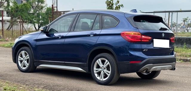 Second-hand 2019 BMW X1 sDrive20d Expedition for sale in Pune-3