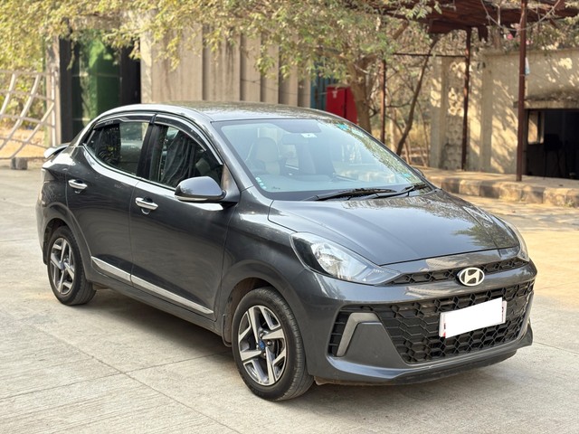 Second-hand 2023 Hyundai Aura SX CNG for sale in Thane-11