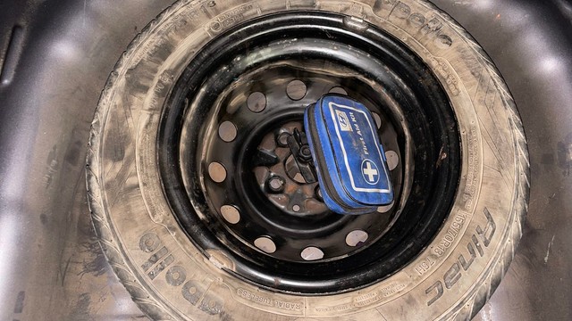 Second-hand 2015 Hyundai EON Magna for sale in Mysore-21