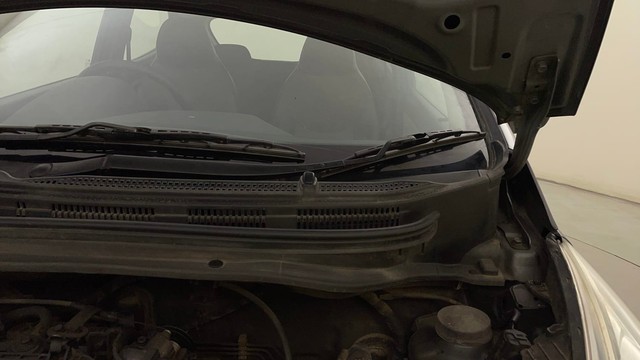 Second-hand 2015 Hyundai EON Magna for sale in Mysore-38