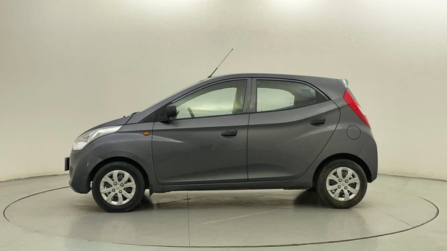 Second-hand 2015 Hyundai EON Magna for sale in Mysore-6