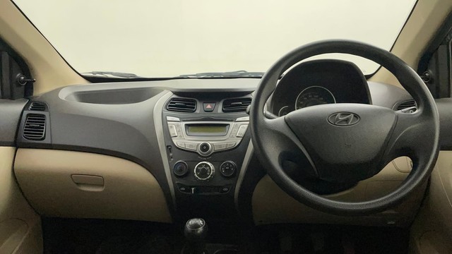 Second-hand 2015 Hyundai EON Magna for sale in Mysore-11