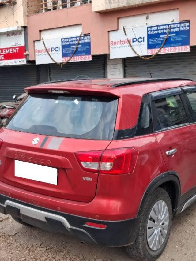 Second-hand 2017 Maruti Suzuki Vitara Brezza VDi for sale in Nashik-2