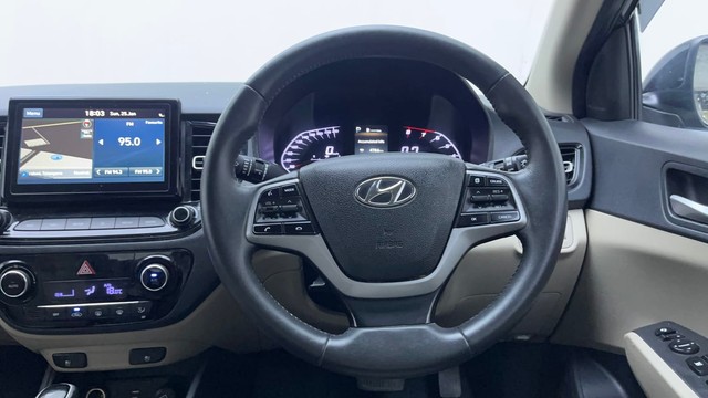 Second-hand 2022 Hyundai Verna 1.6 SX VTVT (O) AT for sale in Hyderabad-30