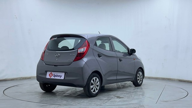 Second-hand 2013 Hyundai EON Magna for sale in Hyderabad-3