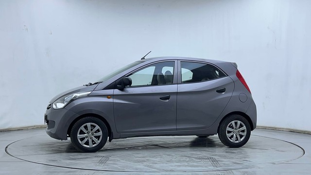 Second-hand 2013 Hyundai EON Magna for sale in Hyderabad-6