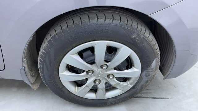 Second-hand 2013 Hyundai EON Magna for sale in Hyderabad-17