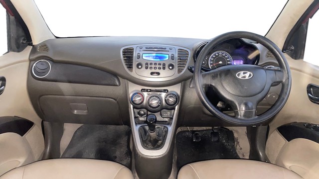 Second-hand 2016 Hyundai i10 Sportz 1.1L for sale in Patna-10
