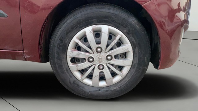 Second-hand 2016 Hyundai i10 Sportz 1.1L for sale in Patna-23