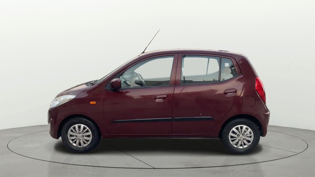 Second-hand 2016 Hyundai i10 Sportz 1.1L for sale in Patna-5