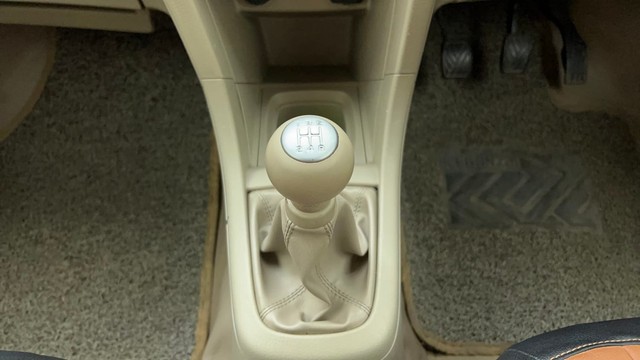 Second-hand 2017 Maruti Ertiga SHVS ZDI for sale in Ahmedabad-12