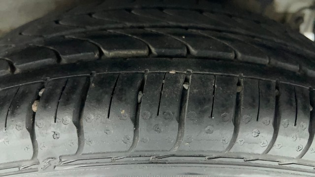 Second-hand 2015 Hyundai Xcent 1.2 VTVT S for sale in Ahmedabad-23