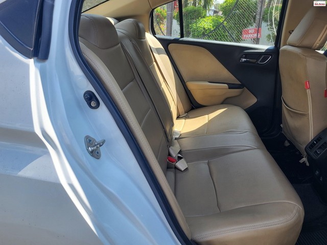 Second-hand 2019 Honda City V CVT for sale in Ernakulam-6