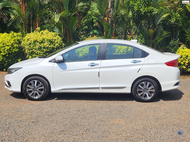 Second-hand 2019 Honda City V CVT for sale in Ernakulam-3