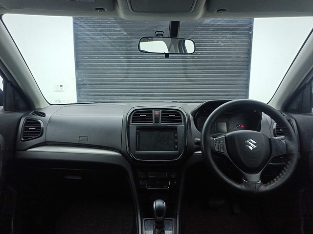 Second-hand 2018 Maruti Vitara Brezza ZDi Plus for sale in Visakhapatnam-11