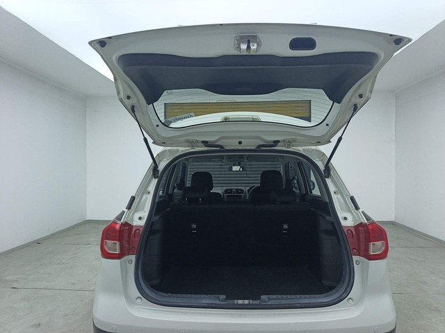 Second-hand 2018 Maruti Vitara Brezza ZDi Plus for sale in Visakhapatnam-28