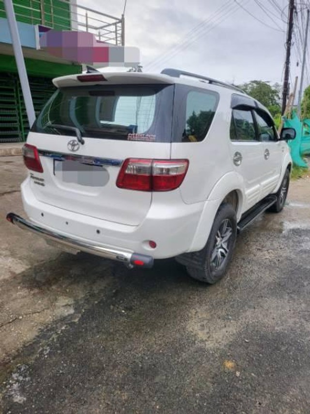 Second-hand 2010 Toyota Fortuner 3.0 Diesel for sale in Itanagar-5