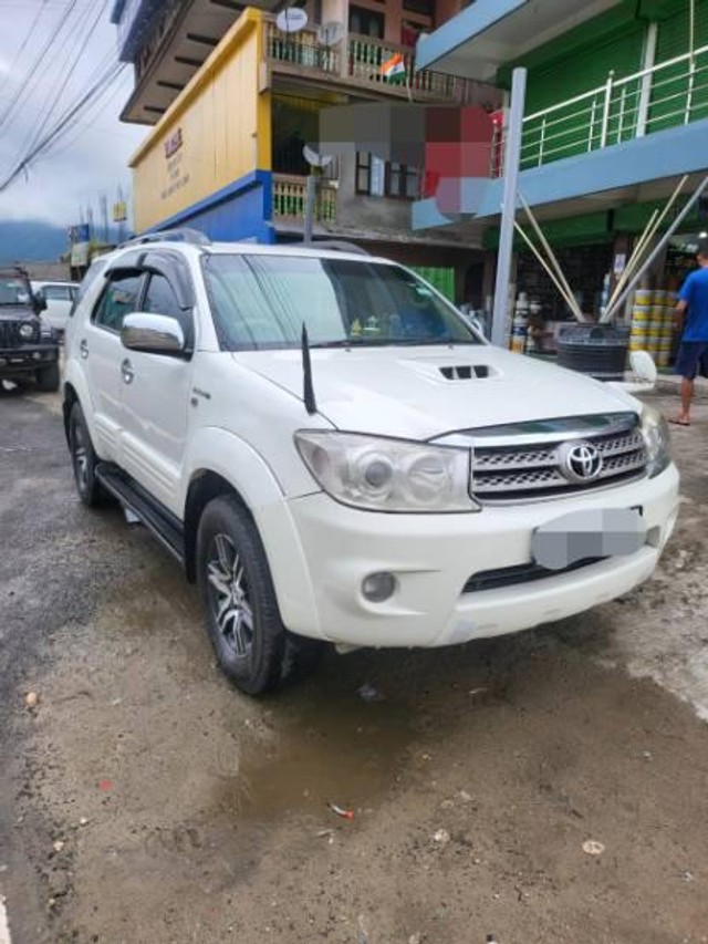 Second-hand 2010 Toyota Fortuner 3.0 Diesel for sale in Itanagar-0