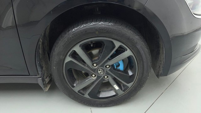 Second-hand 2022 Tata Altroz XZ Plus Dark Edition for sale in Noida-17