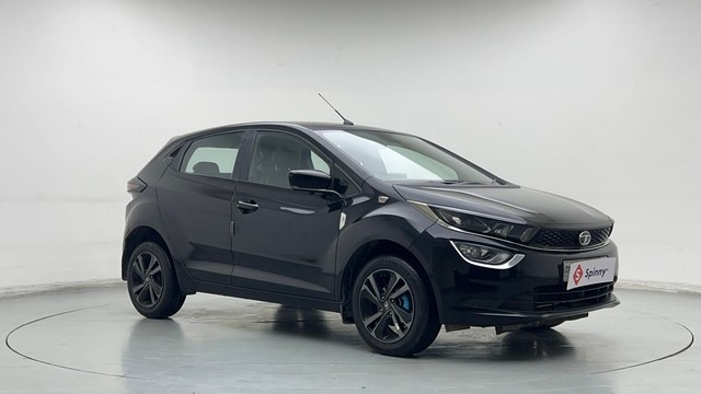 Second-hand 2022 Tata Altroz XZ Plus Dark Edition for sale in Noida-1