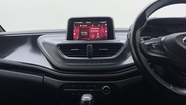 Second-hand 2022 Tata Altroz XZ Plus Dark Edition for sale in Noida-39