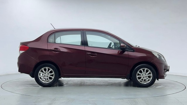 Second-hand 2015 Honda Amaze VX i-VTEC for sale in Ghaziabad-2
