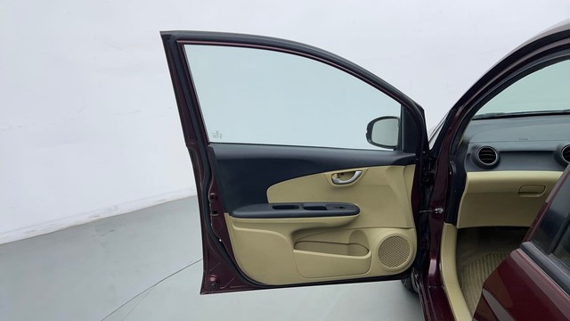 Second-hand 2015 Honda Amaze VX i-VTEC for sale in Ghaziabad-35