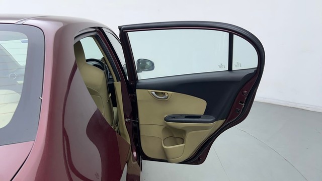 Second-hand 2015 Honda Amaze VX i-VTEC for sale in Ghaziabad-26