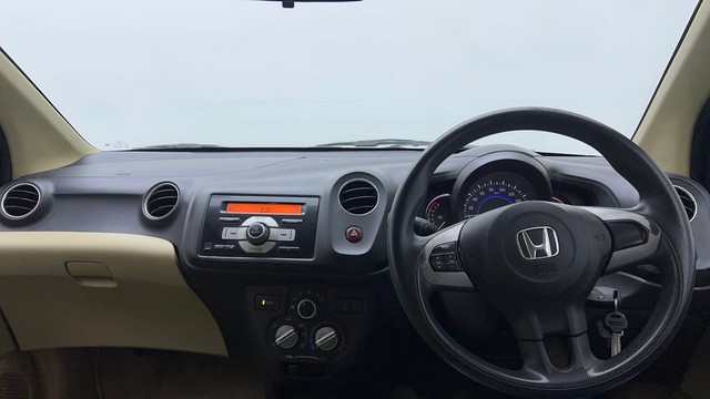 Second-hand 2015 Honda Amaze VX i-VTEC for sale in Ghaziabad-11