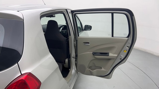Second-hand 2015 Maruti Celerio VXI AMT for sale in Noida-34