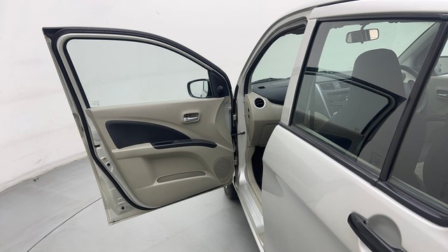Second-hand 2015 Maruti Celerio VXI AMT for sale in Noida-24
