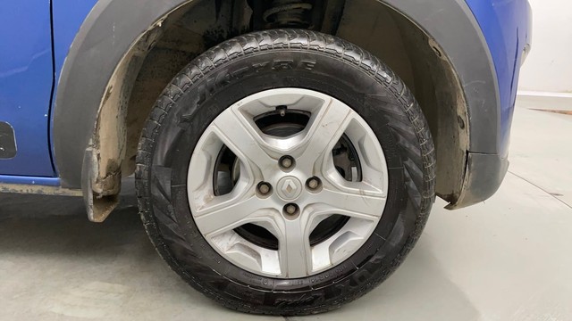 Second-hand 2019 Renault Triber RXZ for sale in Jaipur-17